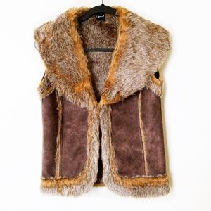 Luxurious Cejon Brown Faux Fur and Suede Vest